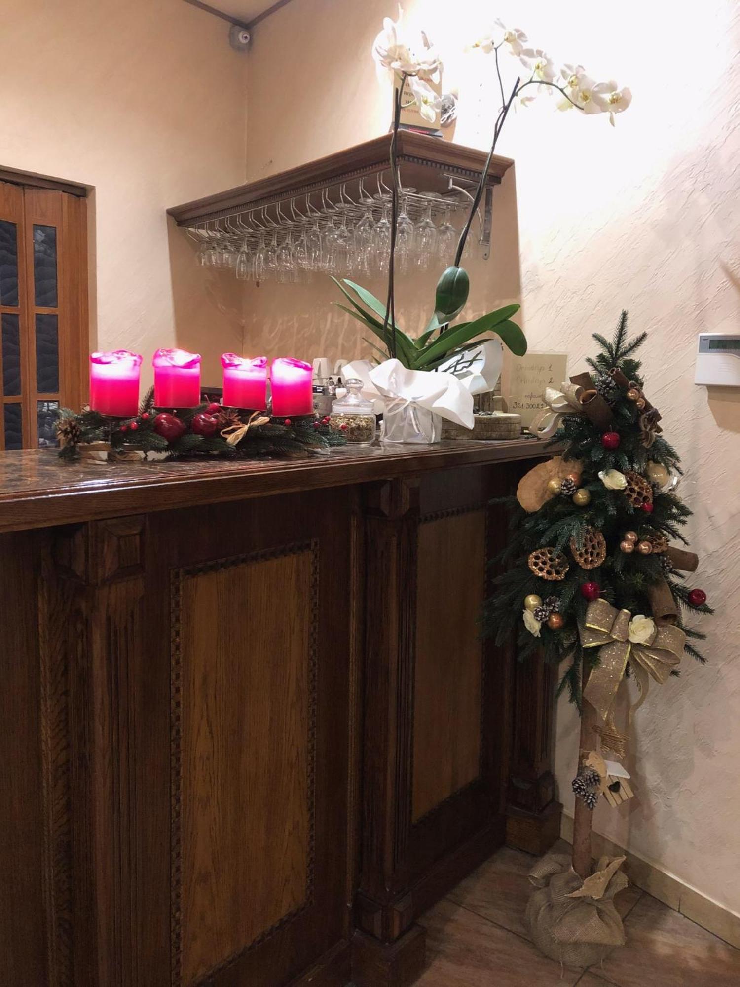 Orhideya Bed & Breakfast Лвив Екстериор снимка