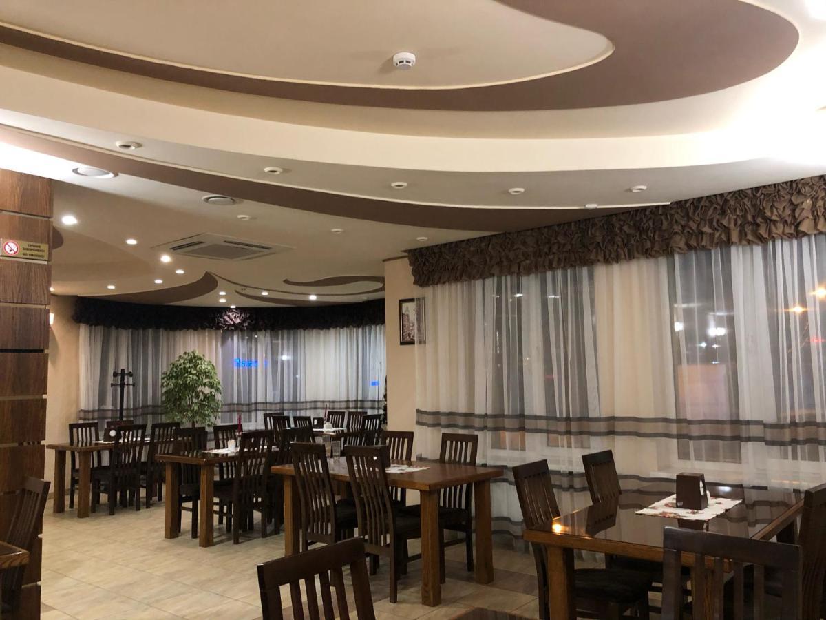 Orhideya Bed & Breakfast Лвив Екстериор снимка