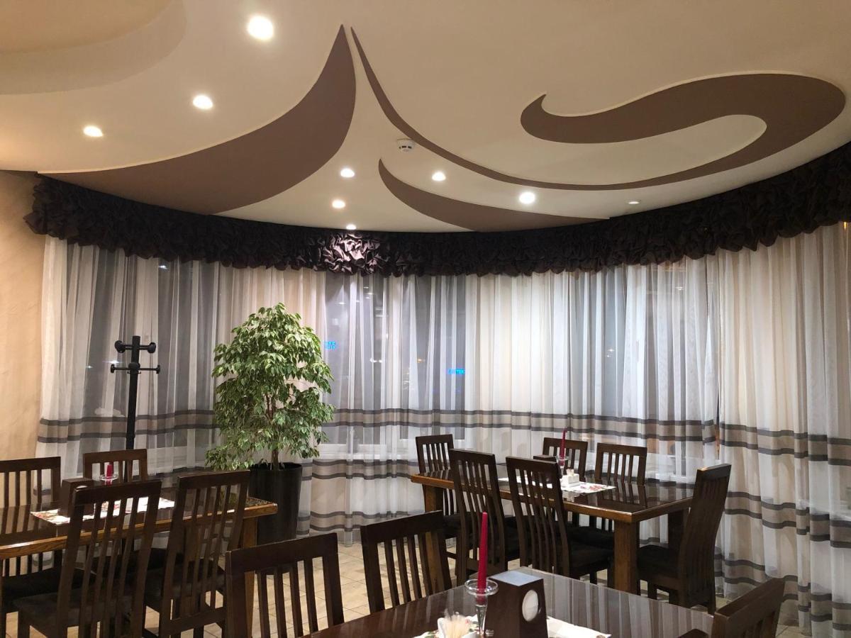 Orhideya Bed & Breakfast Лвив Екстериор снимка