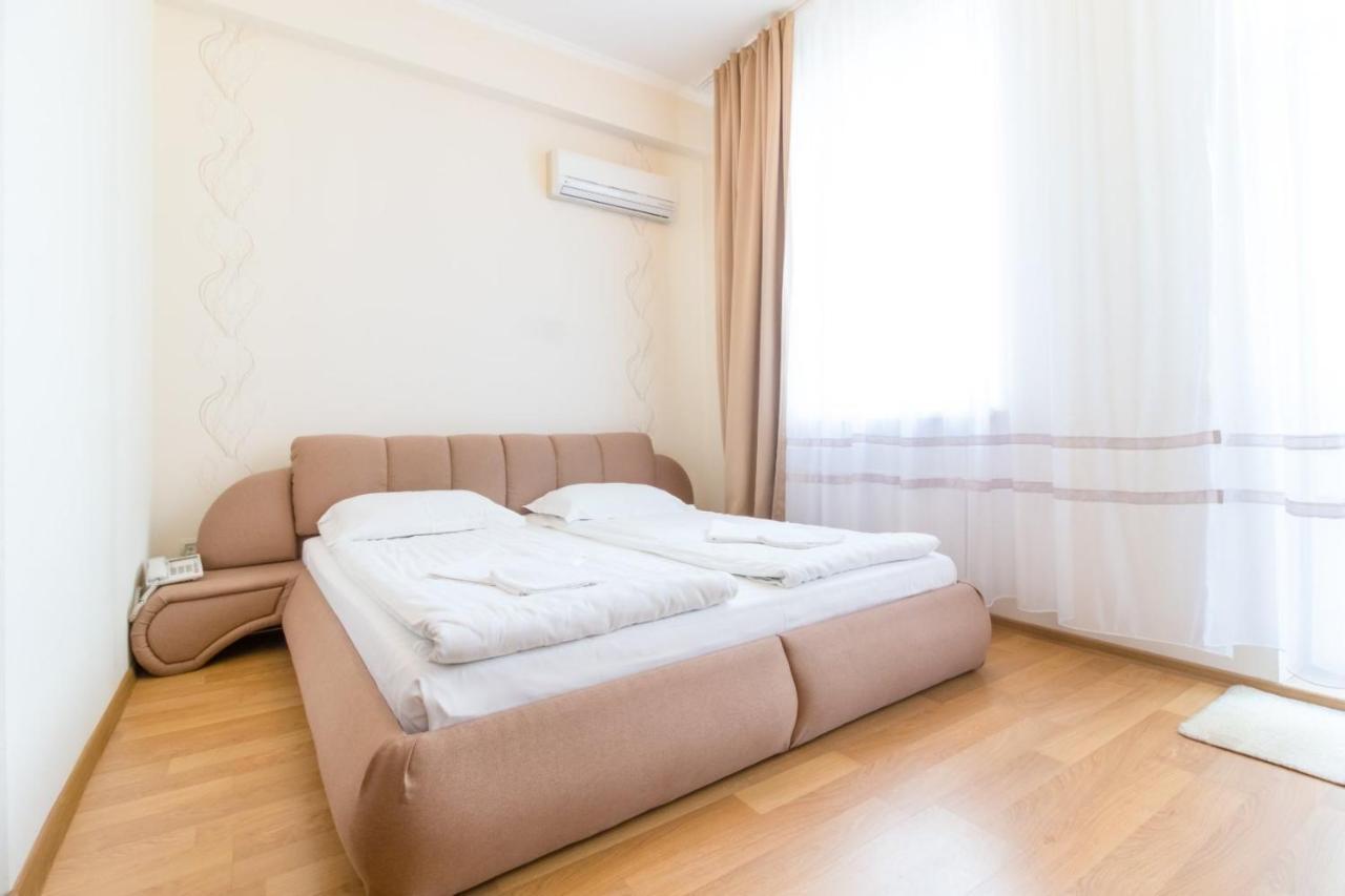 Orhideya Bed & Breakfast Лвив Екстериор снимка