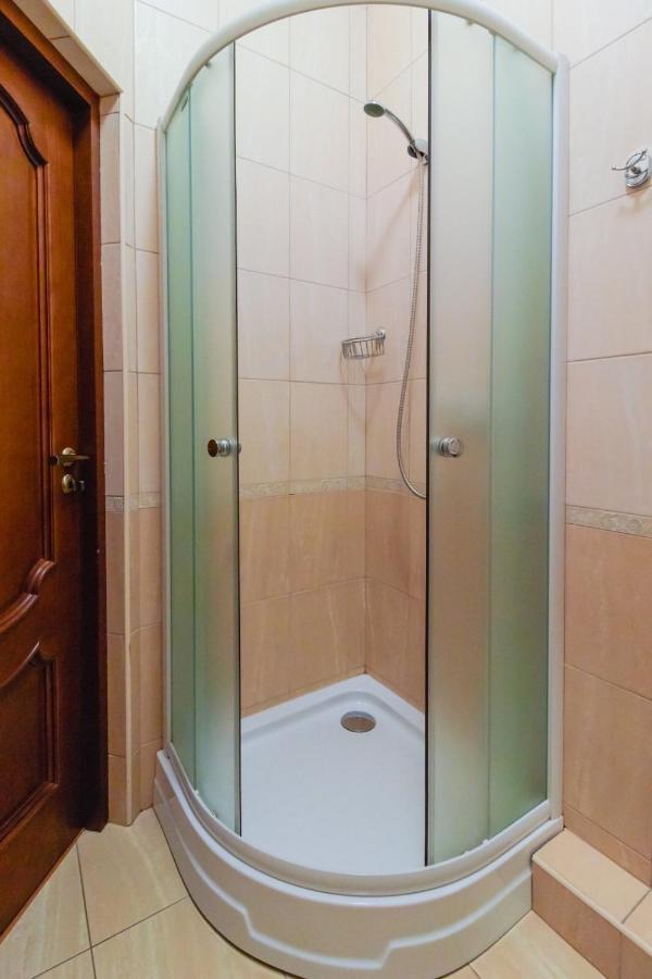 Orhideya Bed & Breakfast Лвив Екстериор снимка